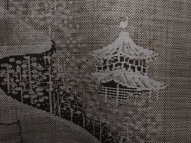 JAPANESE KIMONO / ANTIQUE KIMONO / SILK / DORO OSHIMA TSUMUGI (9 maruki) / WOVEN PAGODA